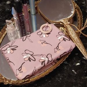 Cosmetic case.  Ipsy NWOT💄